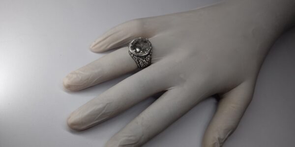 Moh-E-Najaf Stone Ring in Silver/Chandi - Image 3